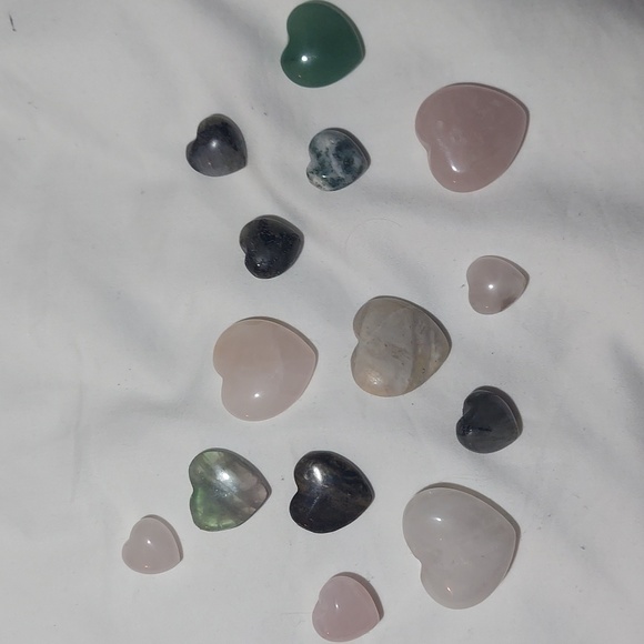 Other - Collection of heart-shaped crystals.